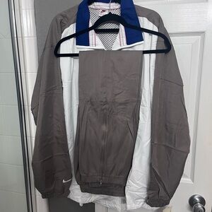 Nike Men's Blue, Tan, and White Windbreaker